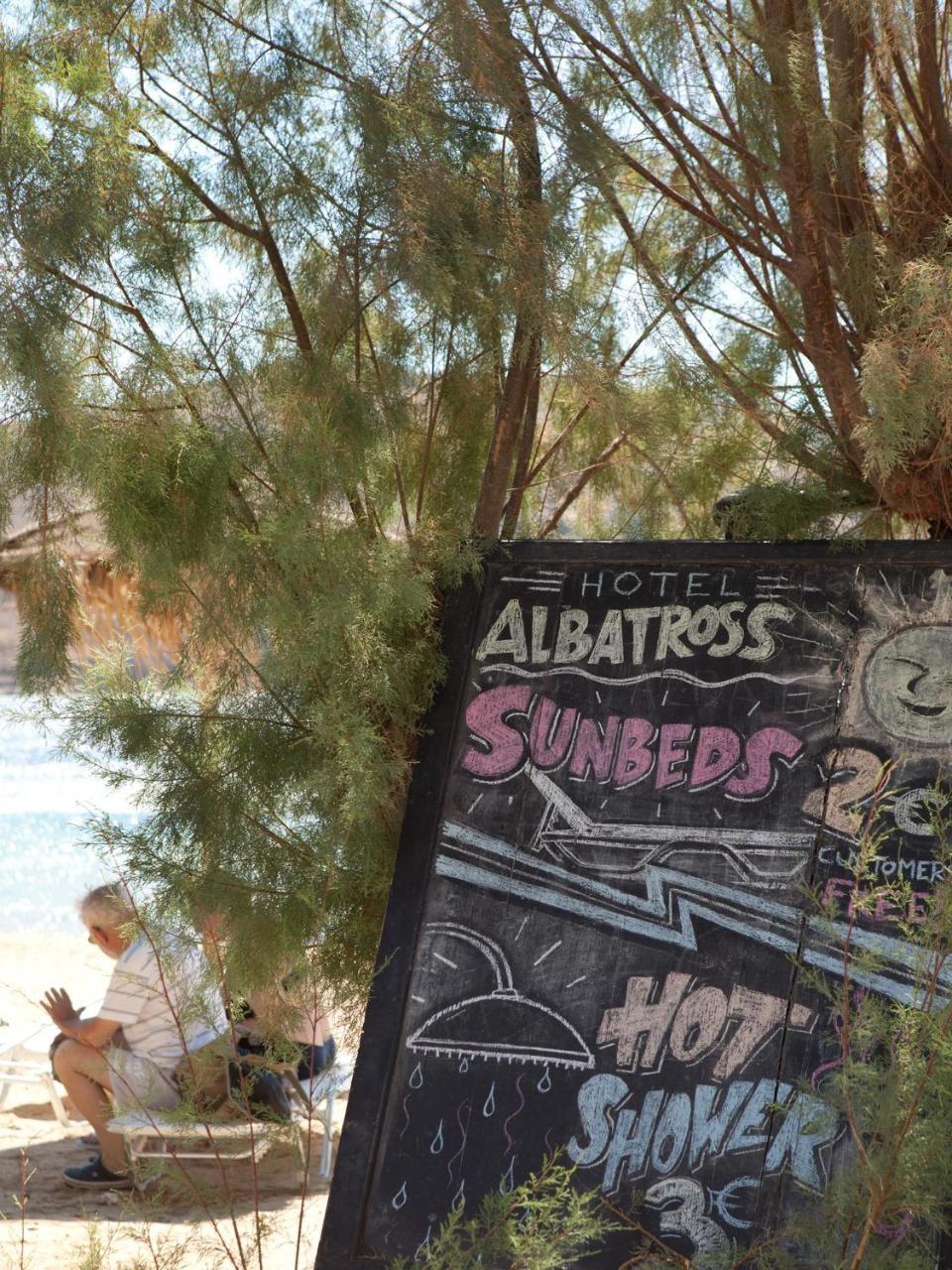 Albatross 호텔 Livadi  외부 사진